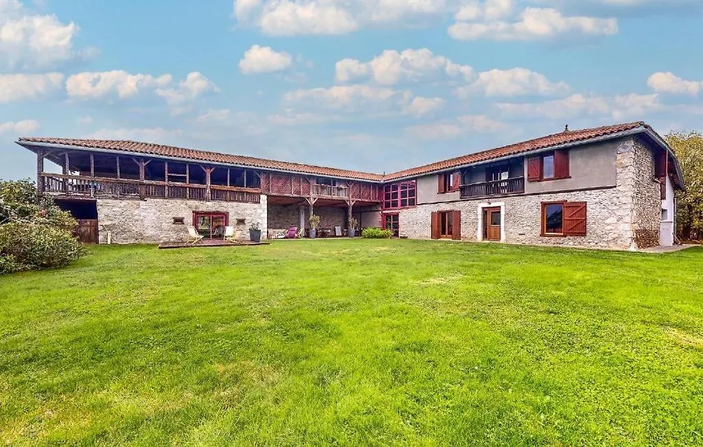 La Ferme Les Cousteres - Gite Modulable - En Couple Ou En Tribu De 2 A 15 Pers Montréjeau