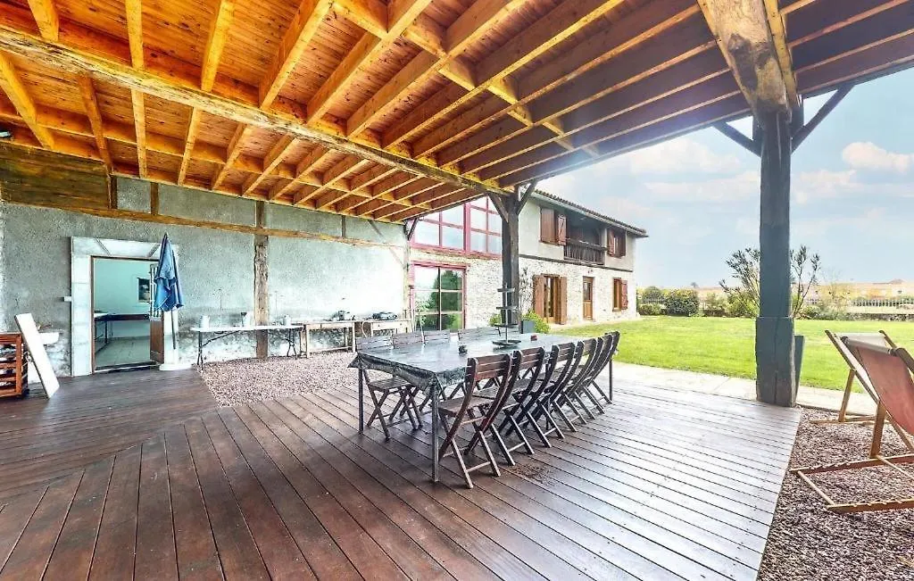 La Ferme Les Cousteres - Gite Modulable - En Couple Ou En Tribu De 2 A 15 Pers Montréjeau